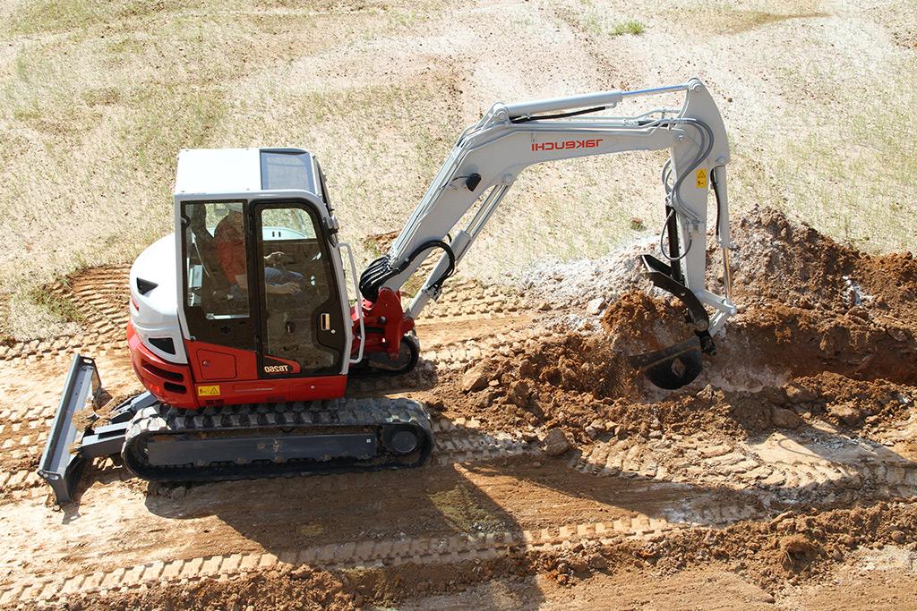 Takeuchi TB260